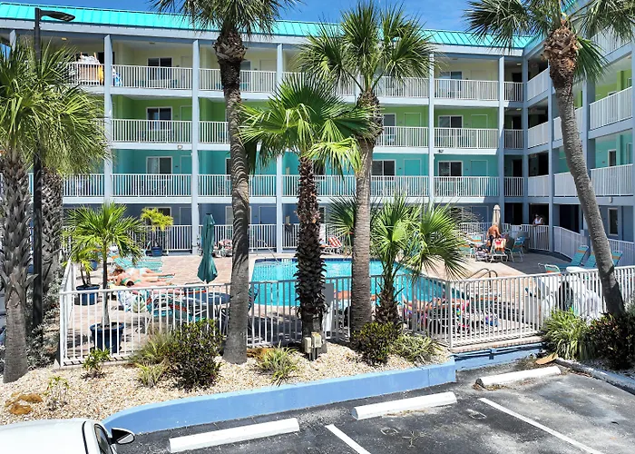 Pelican Pointe Clearwater Motel 3*